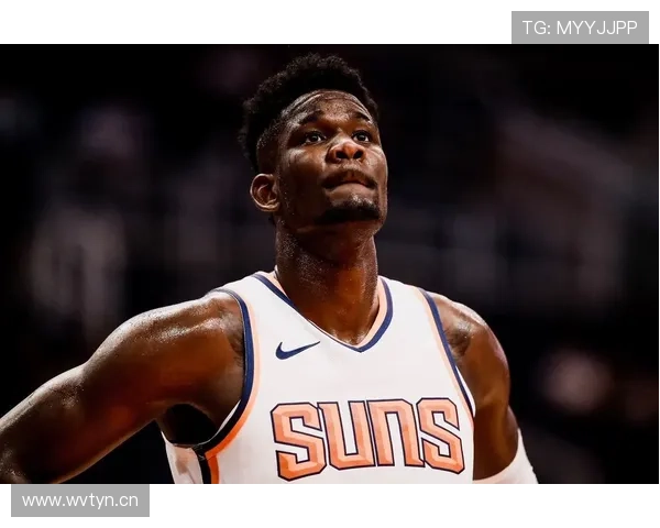 美媒称艾顿巴哈马机场涉毒被拘