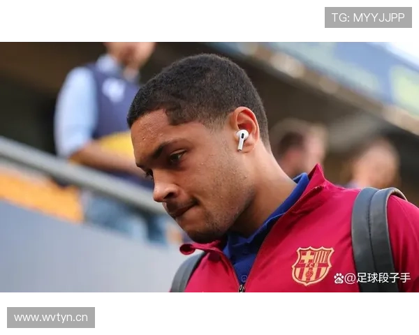 经纪人：巴萨枪手曾长期关注瓦尔布埃纳，但觉得他太瘦弱